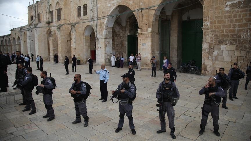 Israel Batasi Muslim Palestina Yang Akan Lakukan Shalat Jum'at Di Masjid Al-Aqsa